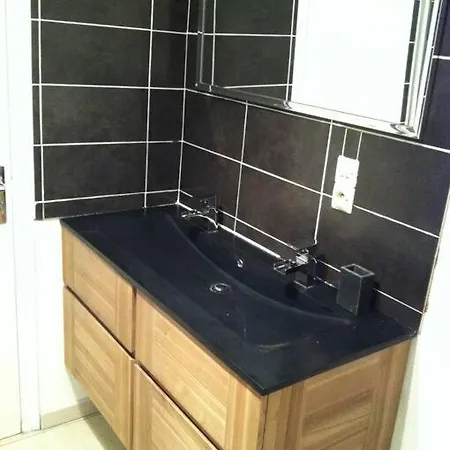 - 8 Personnes Apartment La Mongie